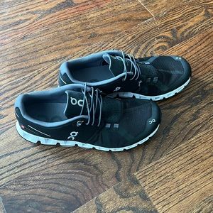 On Cloud 5 Running Shoe